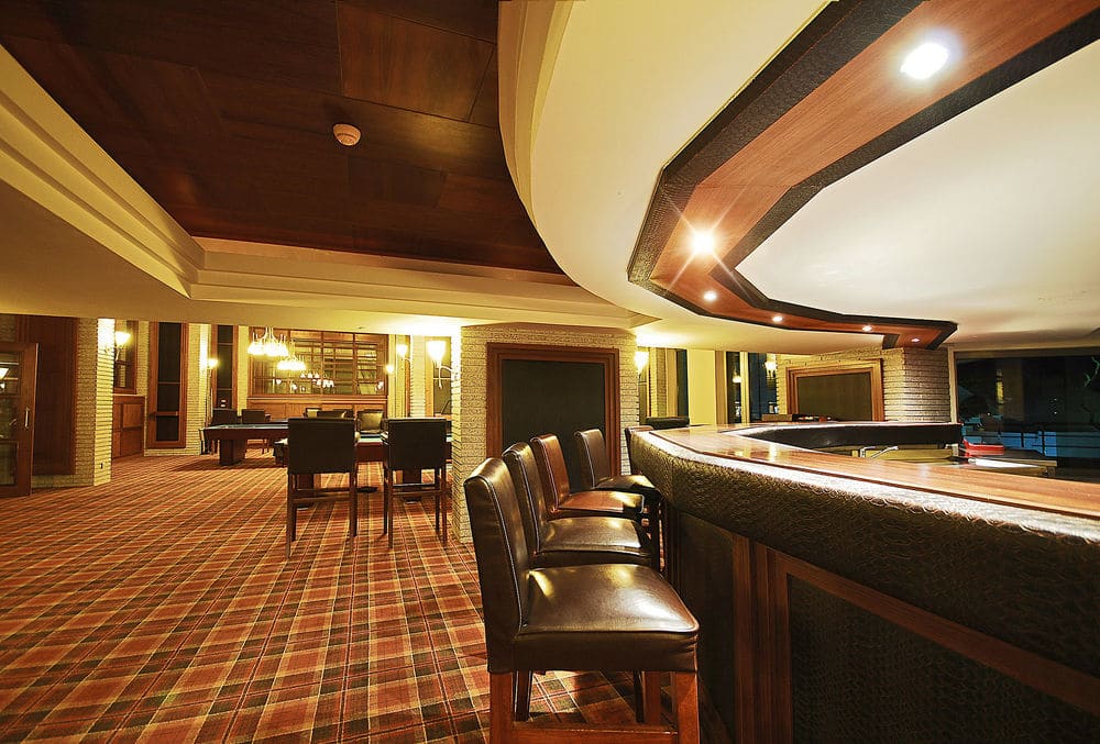 Бар в отеле