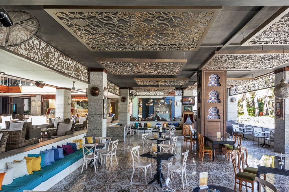 Бар в отеле