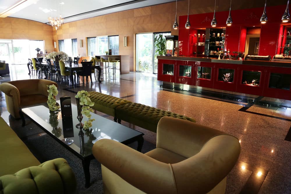 Салон в отеле