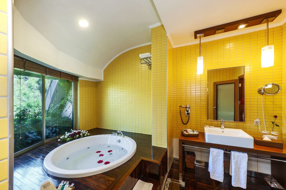 Grand Deluxe Villa with Private Garden - Ванная комната