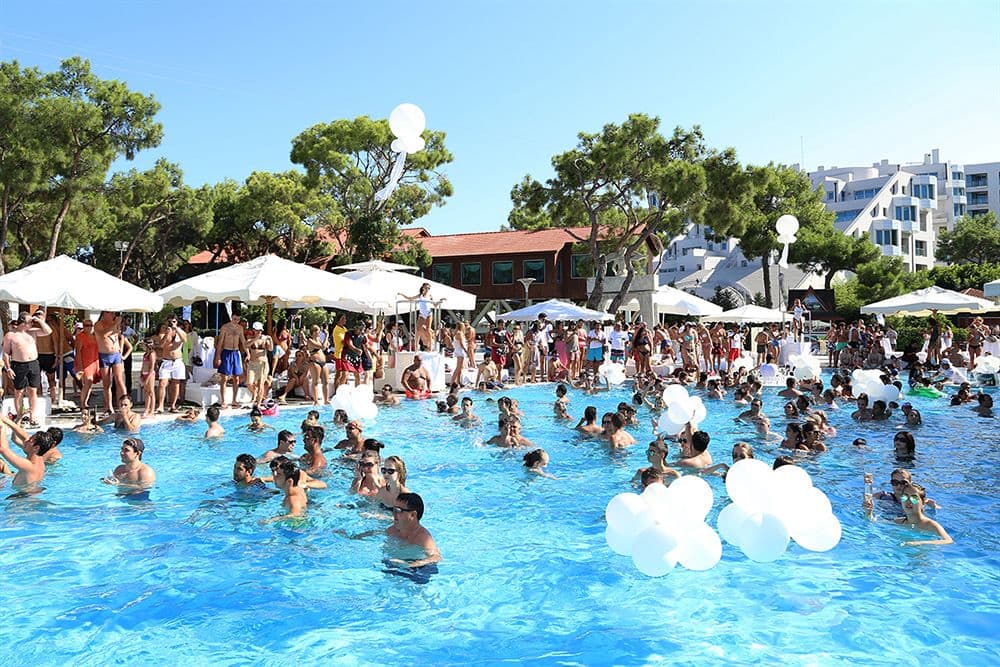 Открытый бассейн