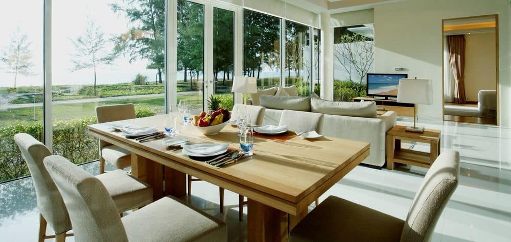 Luxury Pool Villa 2 Bedroom - Обед в номере