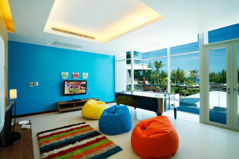 Детский уголок