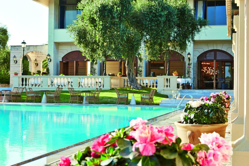 Открытый бассейн