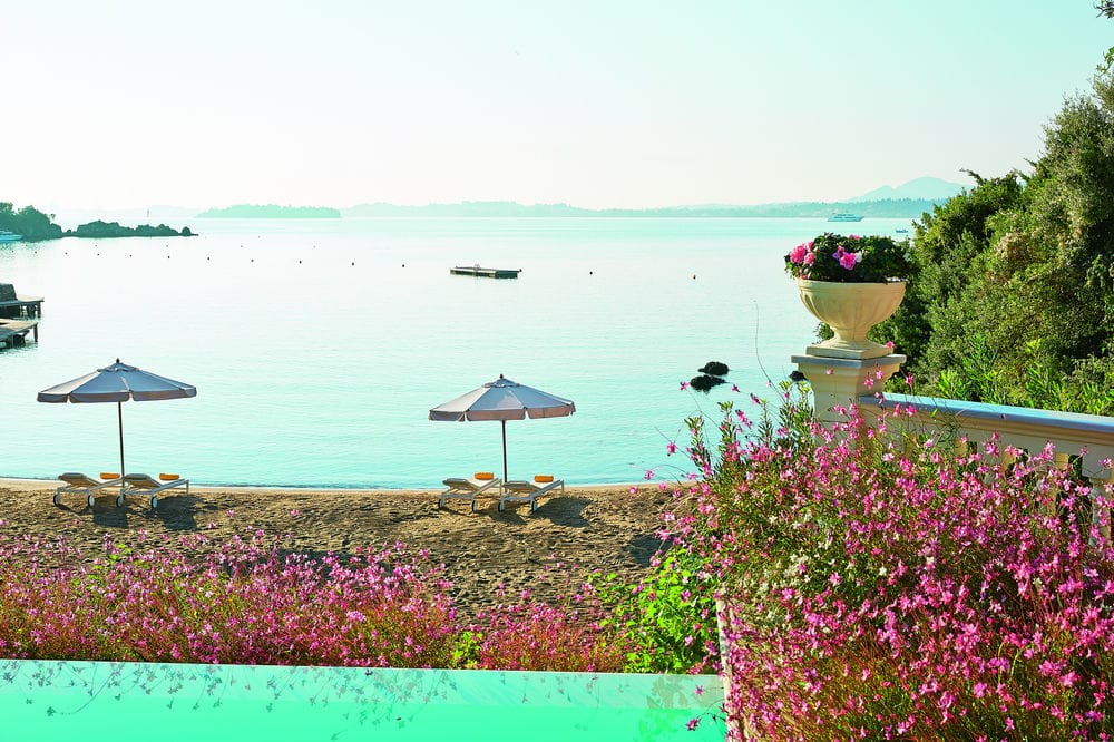 Открытый бассейн