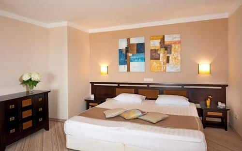 Люкс, 1 спальня, балкон - Номер