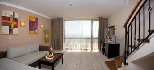 Зона гостиной