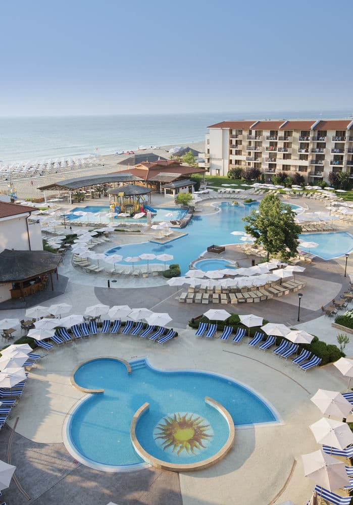 Территория отеля