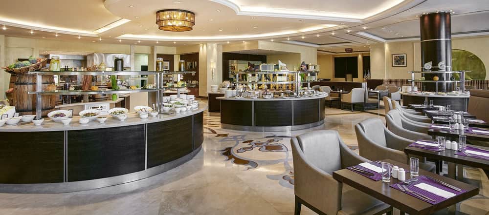 Еда и напитки