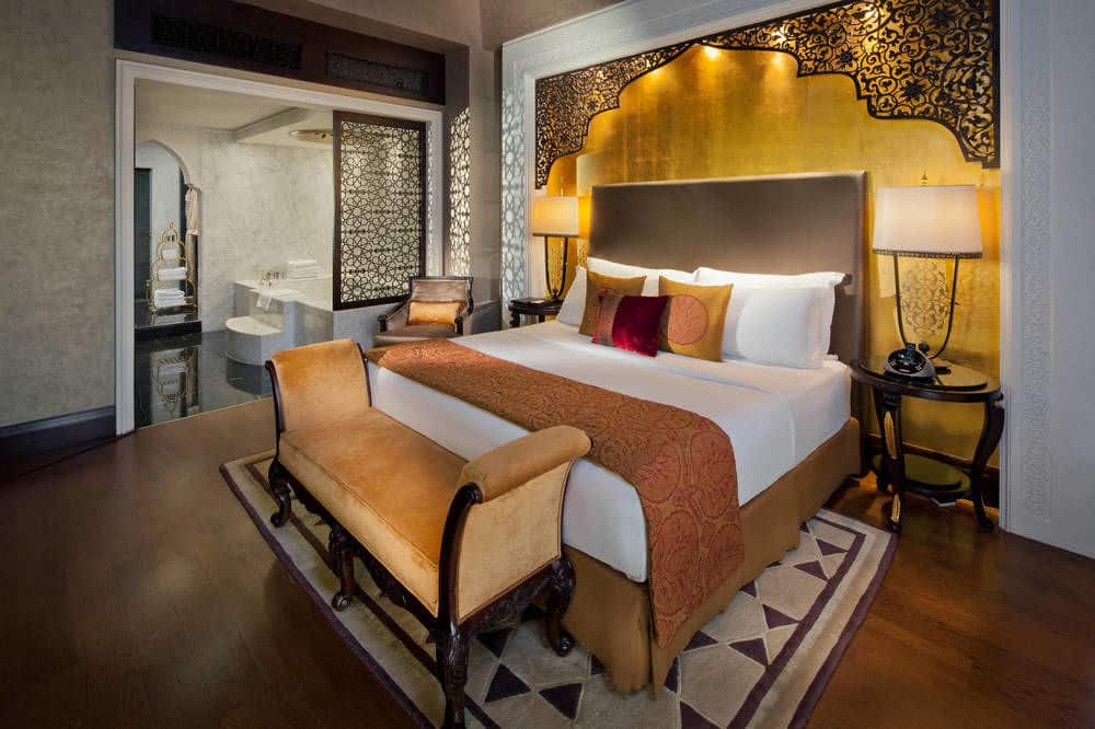 Империал, Одна кровать «Кинг-сайз» две односпальные кровати - Номер