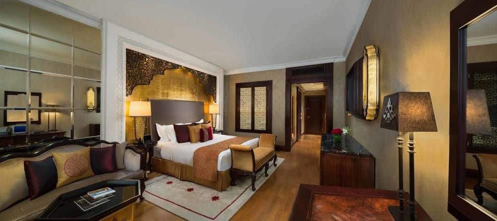 Deluxe Family Room - Сейф в номере