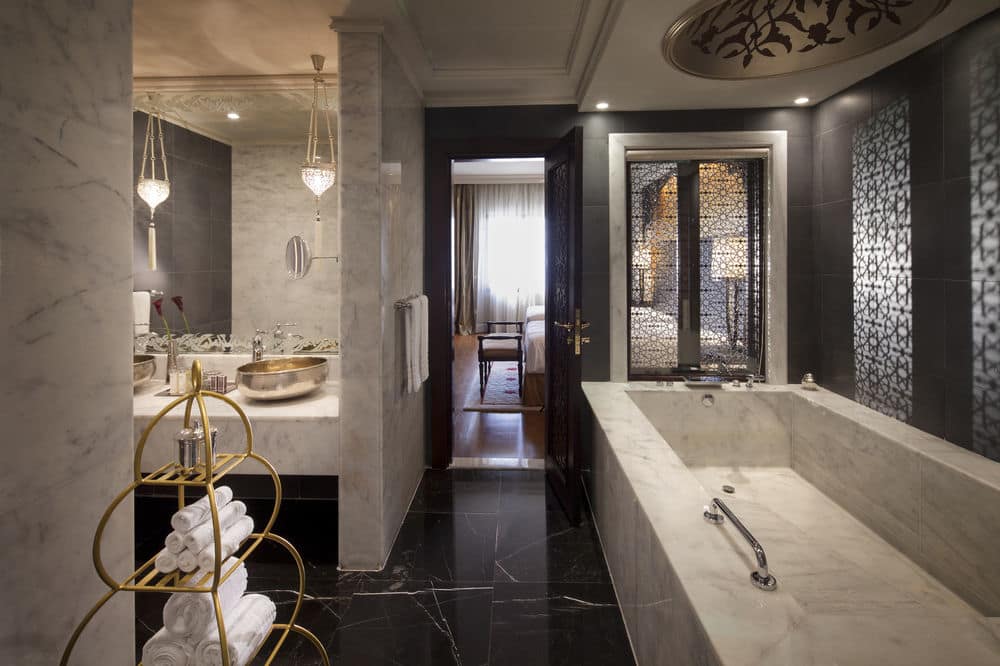 Люкс с двумя спальнями - Ванная комната