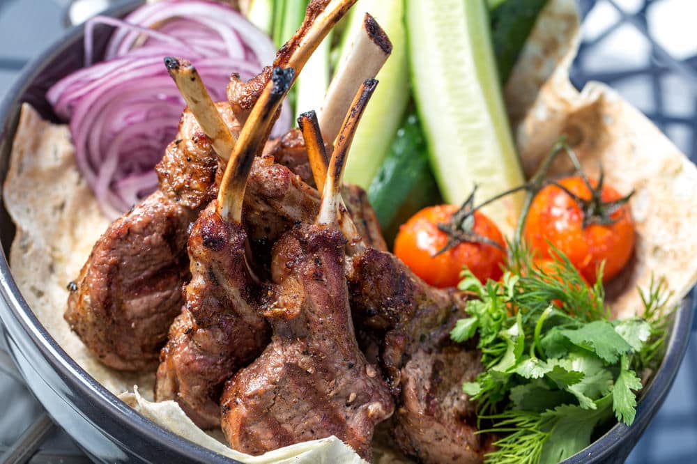 Еда и напитки