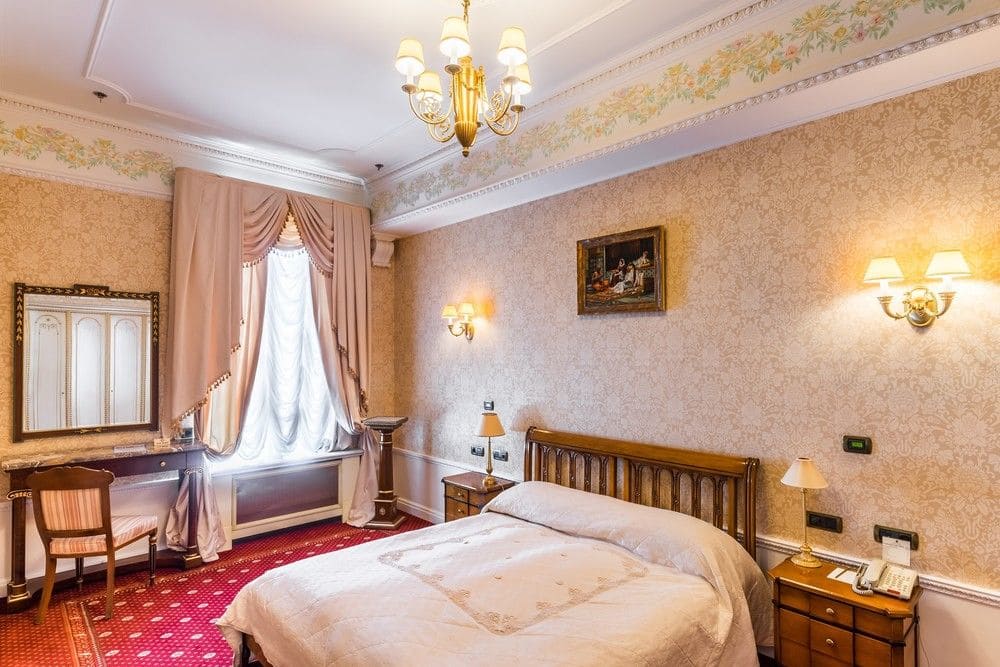 Улучшенный люкс - Номер