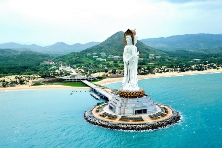 Москва - о. Хайнань. Новая полетная программа берет начало 21 декабря.